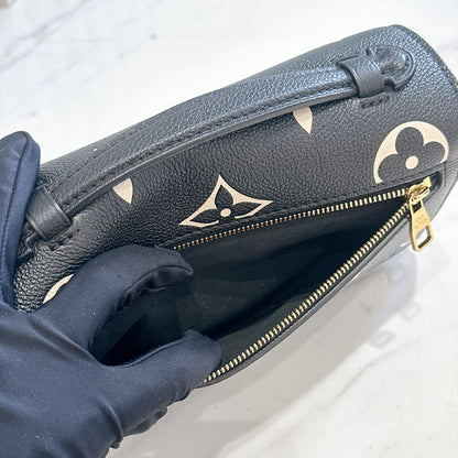 LV Pochette Metis East West in Black/Creme