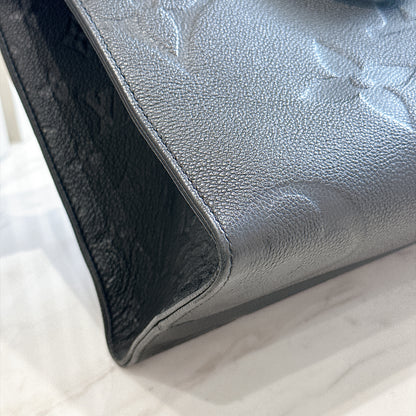 LV On The Go MM in Black