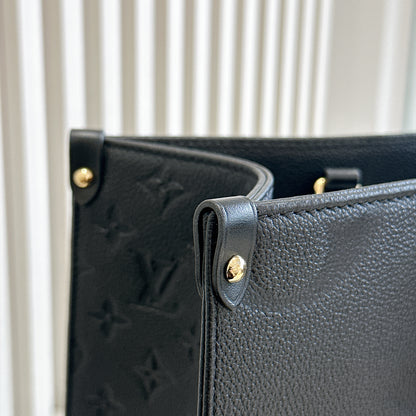 LV On The Go MM in Black