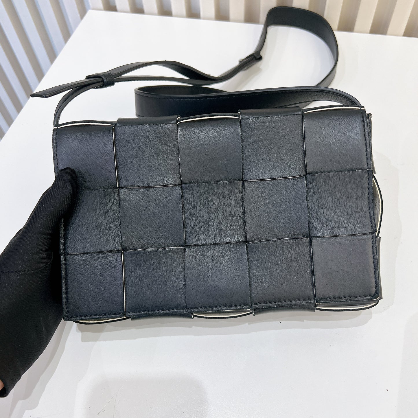 Bottega Veneta Cassette in Black