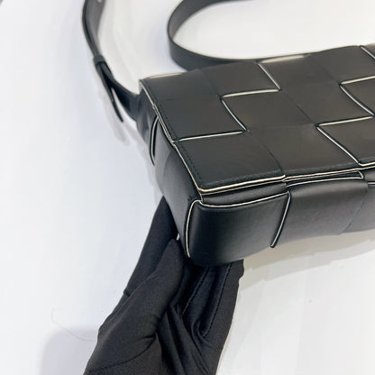 Bottega Veneta Cassette in Black