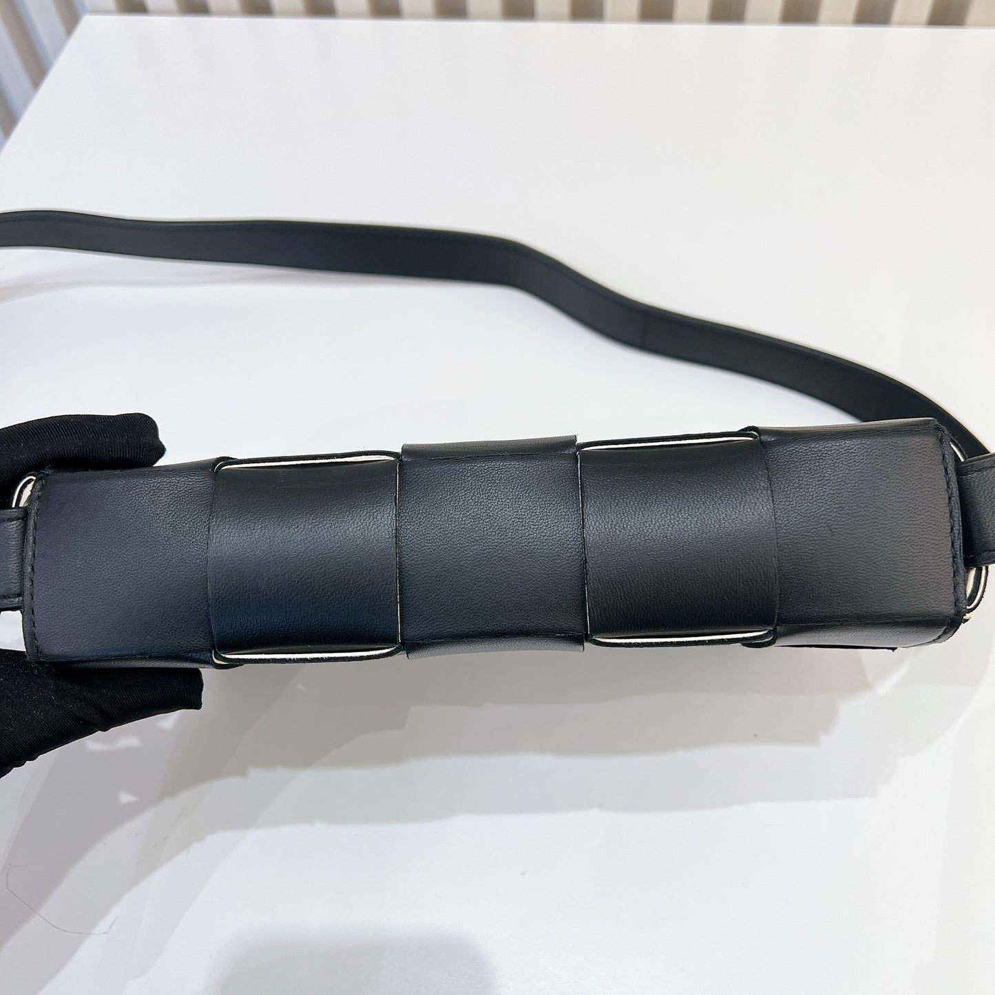 Bottega Veneta Cassette in Black