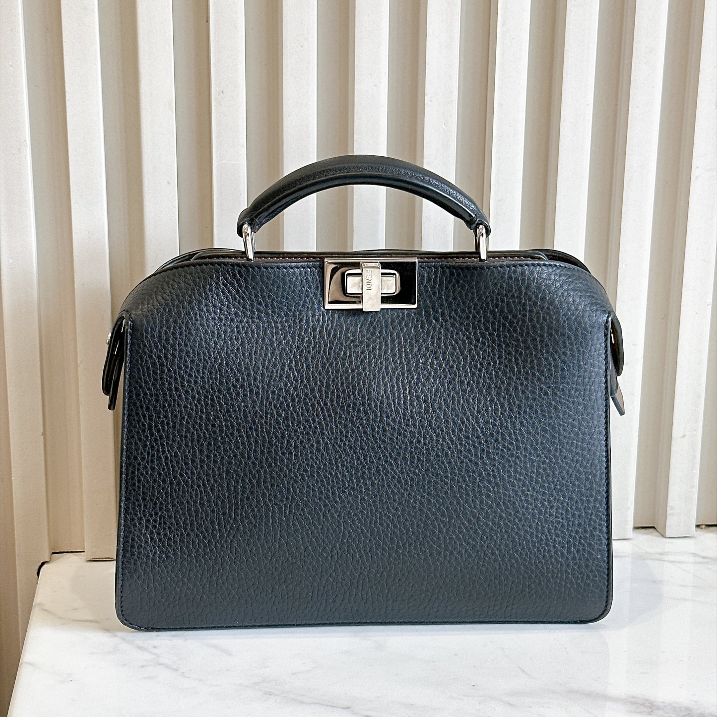 Fendi Peekaboo ISeeU in Black Small