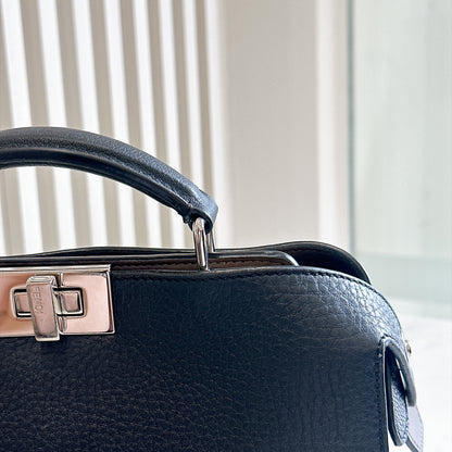 Fendi Peekaboo ISeeU in Black Small