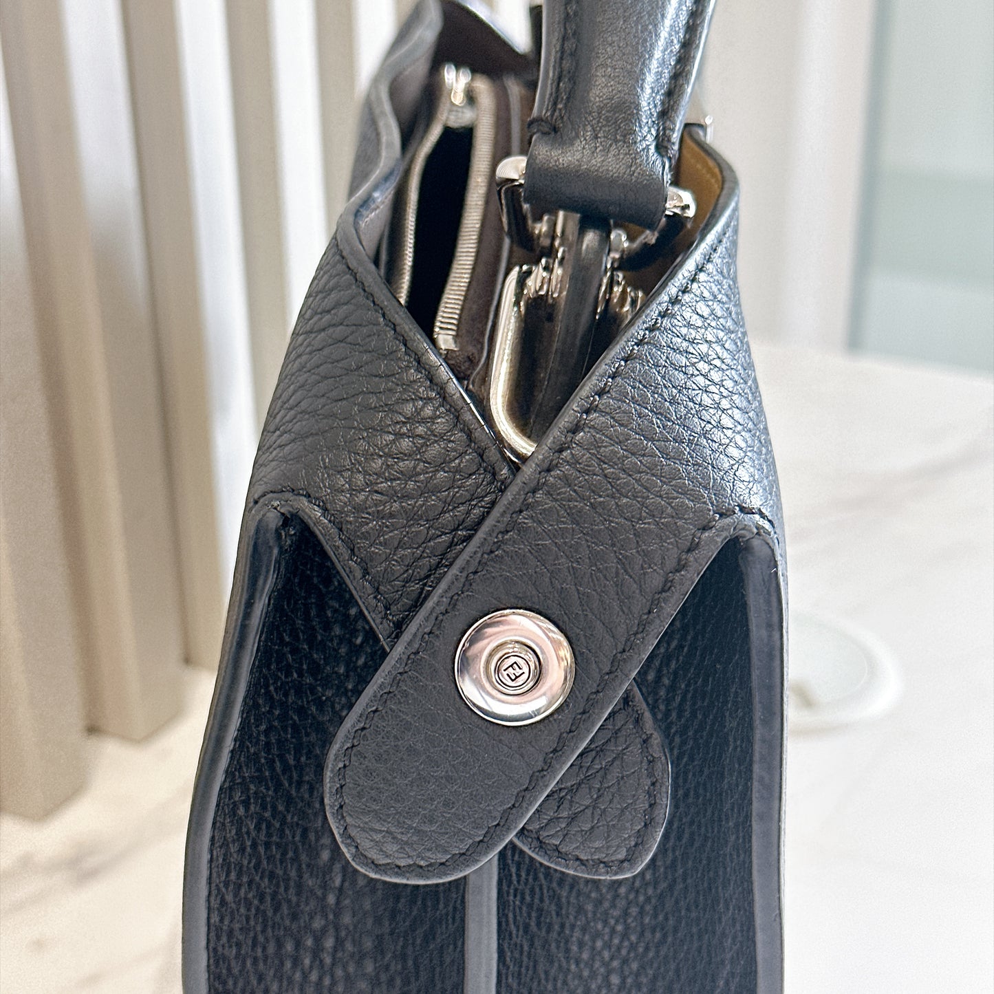 Fendi Peekaboo ISeeU in Black Small