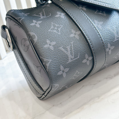LV Keepall 25 in Monogram Eclipse