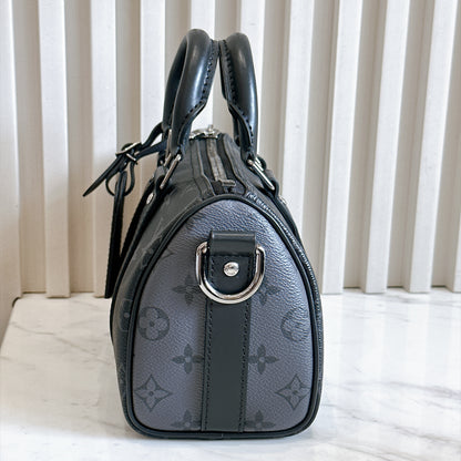 LV Keepall 25 in Monogram Eclipse