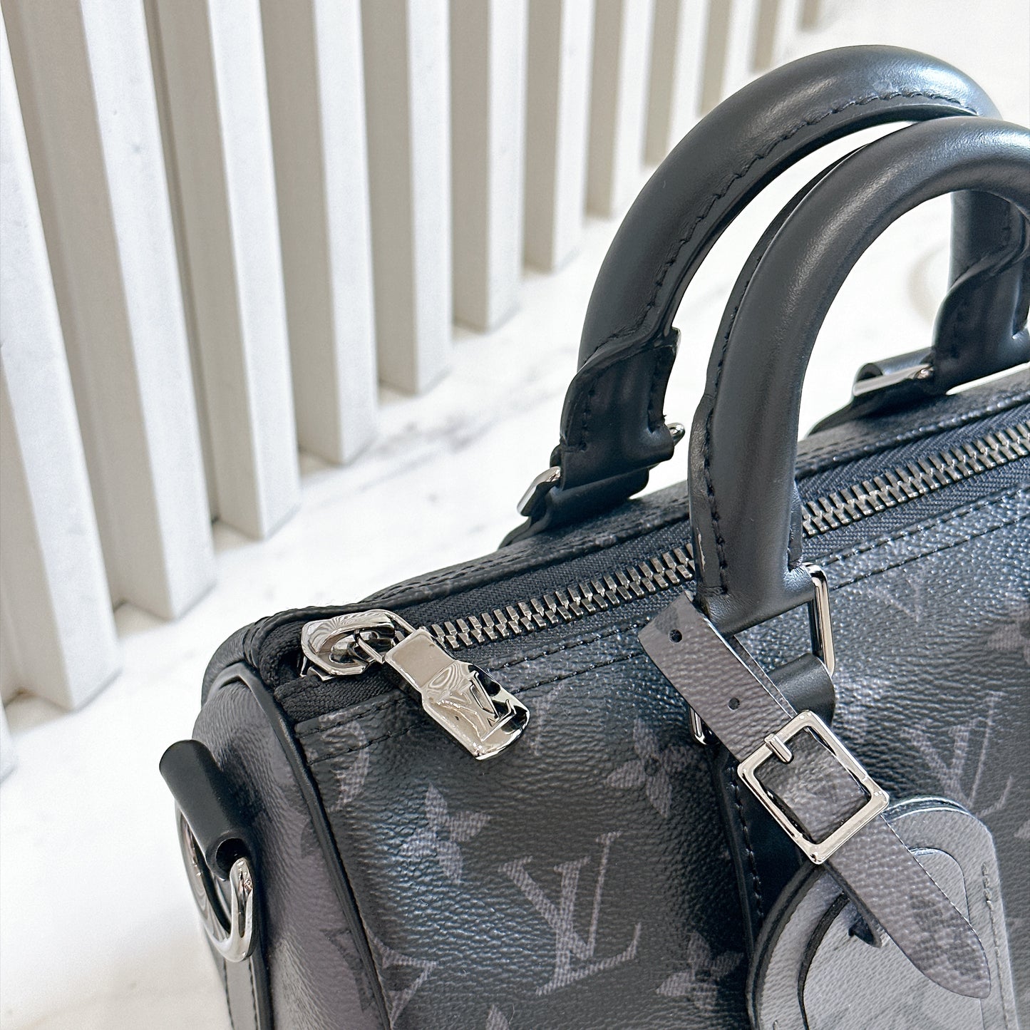 LV Keepall 25 in Monogram Eclipse