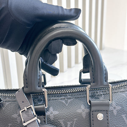 LV Keepall 25 in Monogram Eclipse