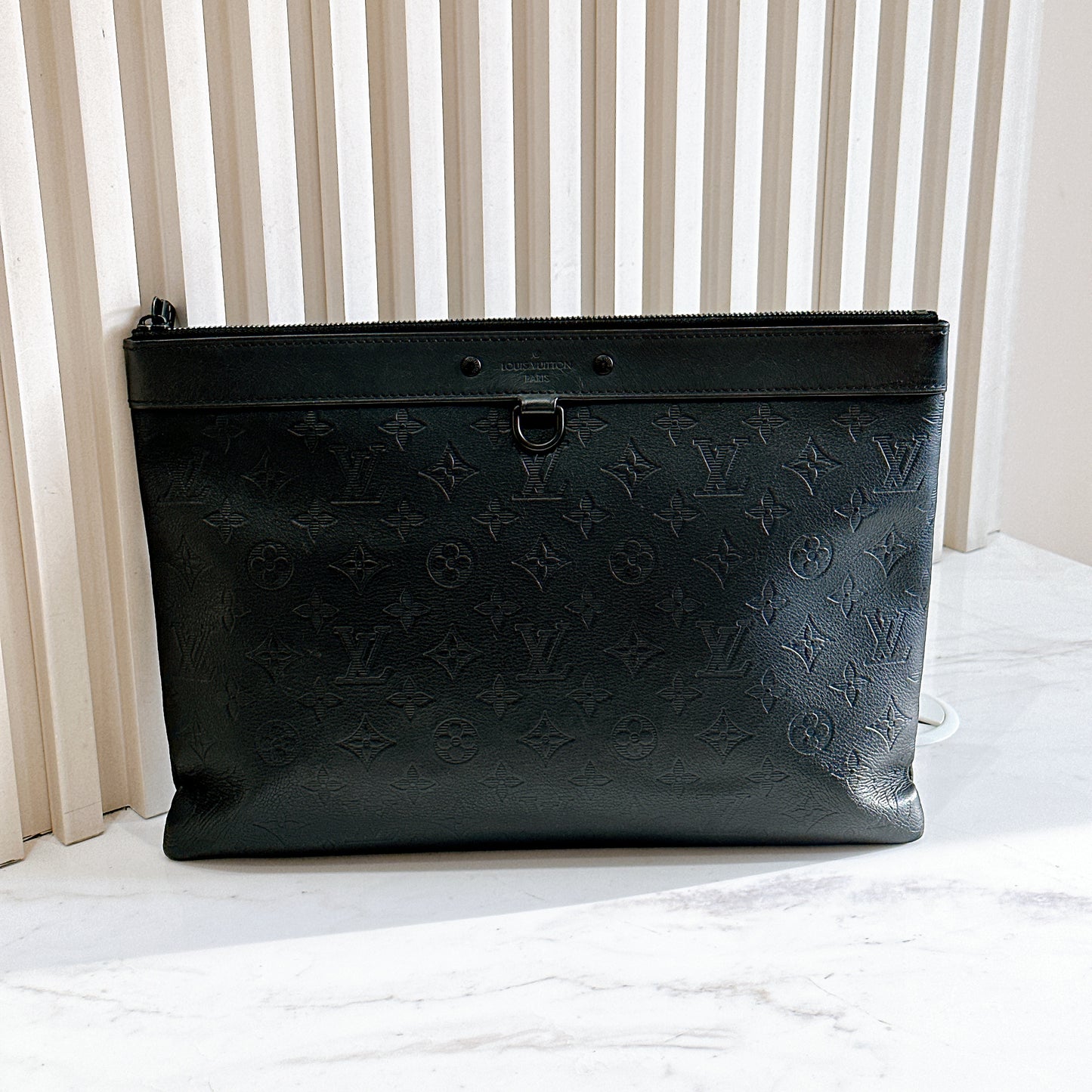 LV Discovery Pochette in Shadow Monogam