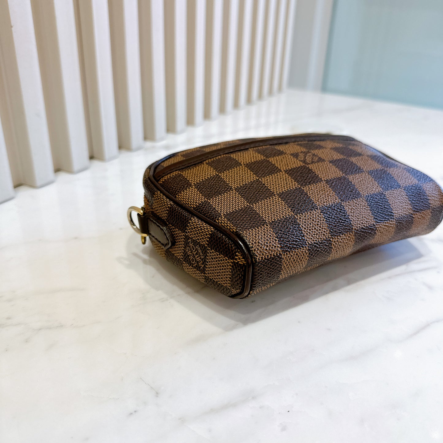 LV Damier Ebene Pochette Ipanema