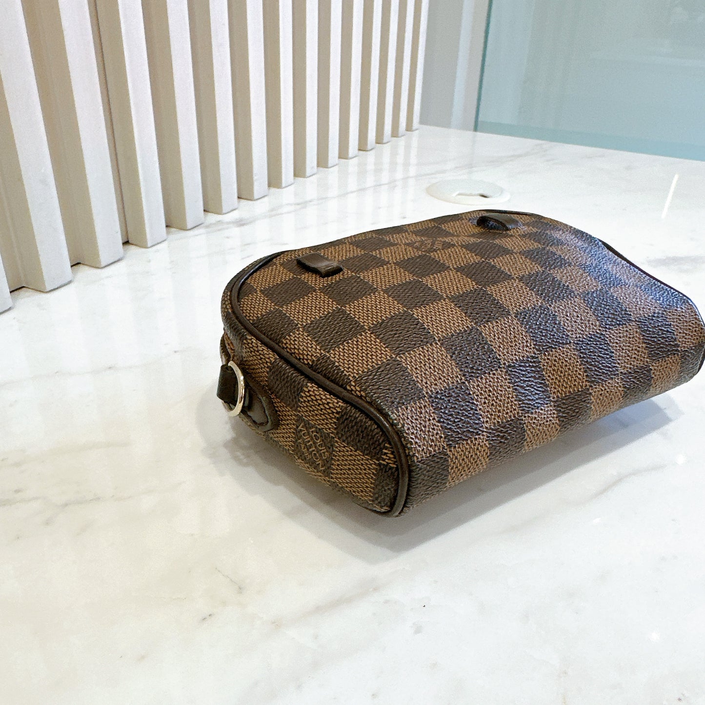 LV Damier Ebene Pochette Ipanema