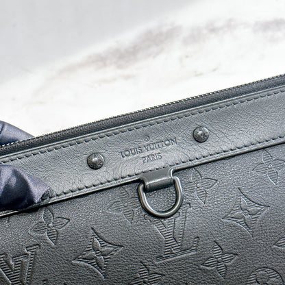 LV Discovery Pochette in Shadow Monogam
