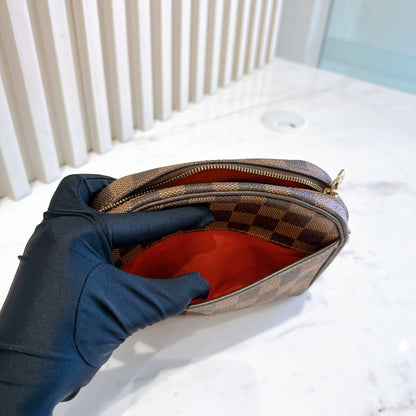 LV Damier Ebene Pochette Ipanema