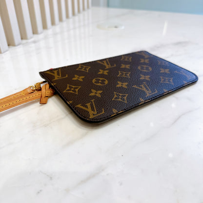 LV Neverfull Monogram Pouch