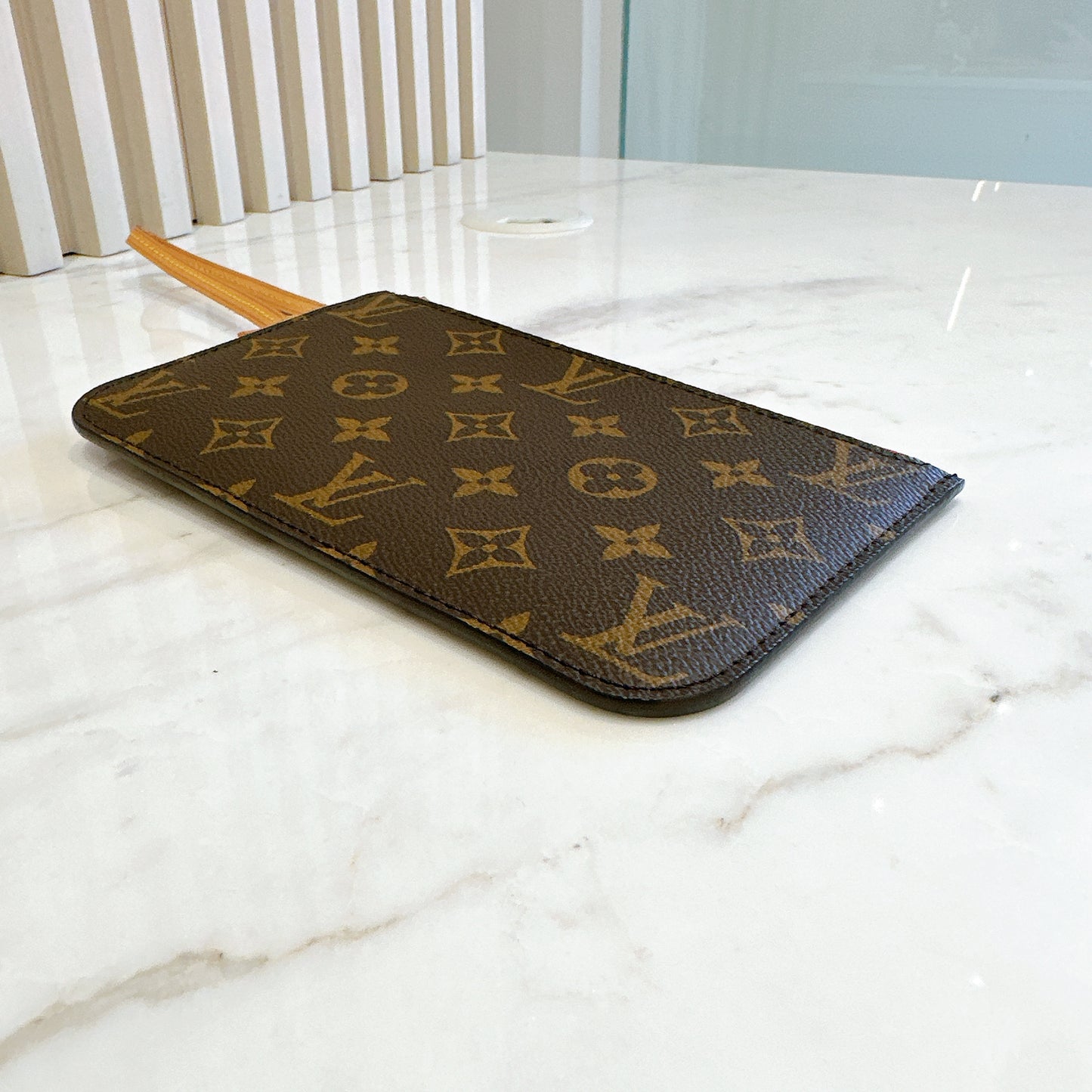 LV Neverfull Monogram Pouch