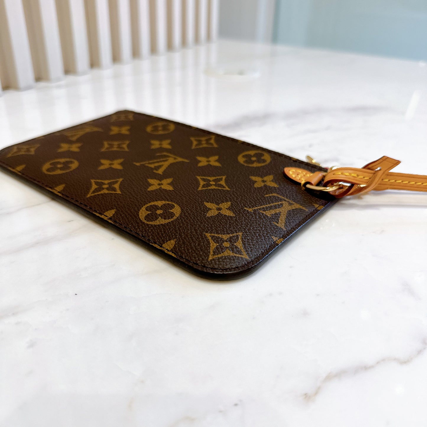 LV Neverfull Monogram Pouch
