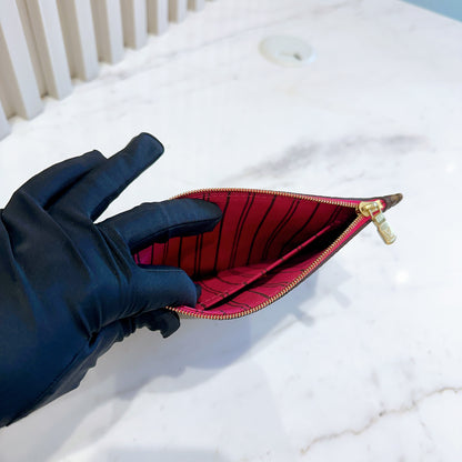 LV Neverfull Monogram Pouch