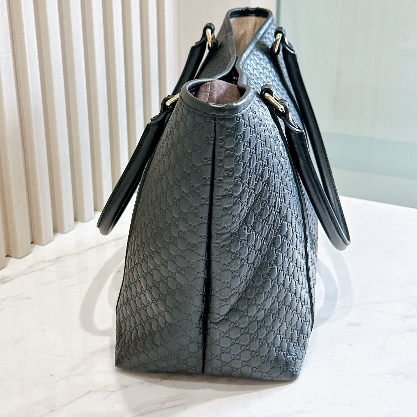 Gucci Micro Guccisima Tote in Black