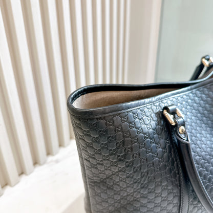 Gucci Micro Guccisima Tote in Black