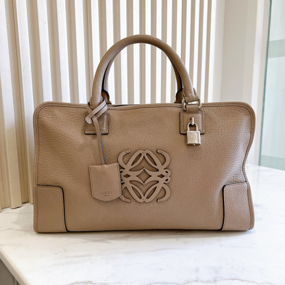Loewe Amazona 36 in Gray