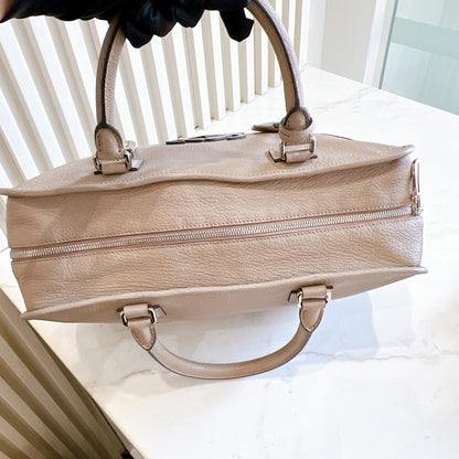Loewe Amazona 36 in Gray