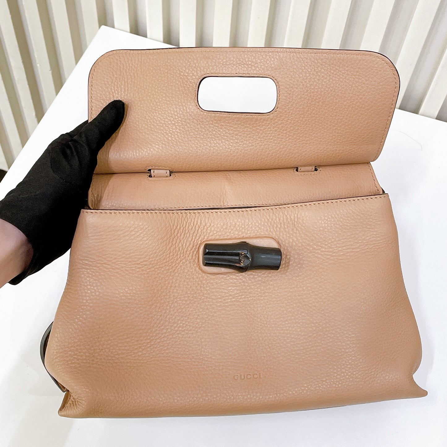 Gucci Bamboo Daily Leather Satchel In Beige