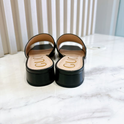 Gucci Zumi Leather Slide Sandals