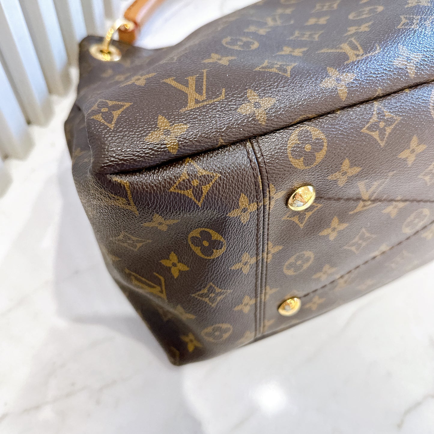 LV Artsy MM In Monogram