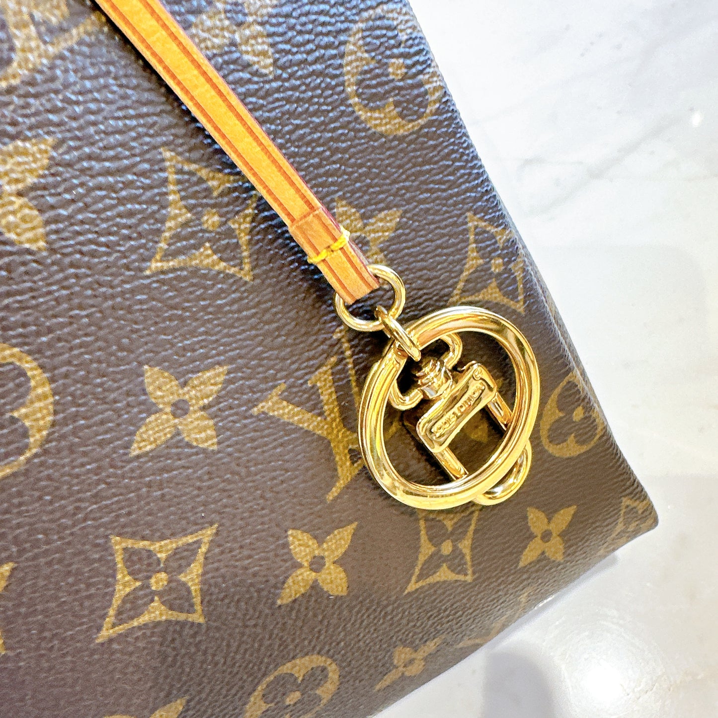 LV Artsy MM In Monogram