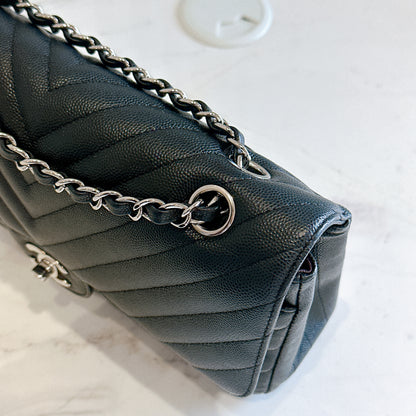 Chanel Classic Flap Medium in Black Chevron Caviar Leather