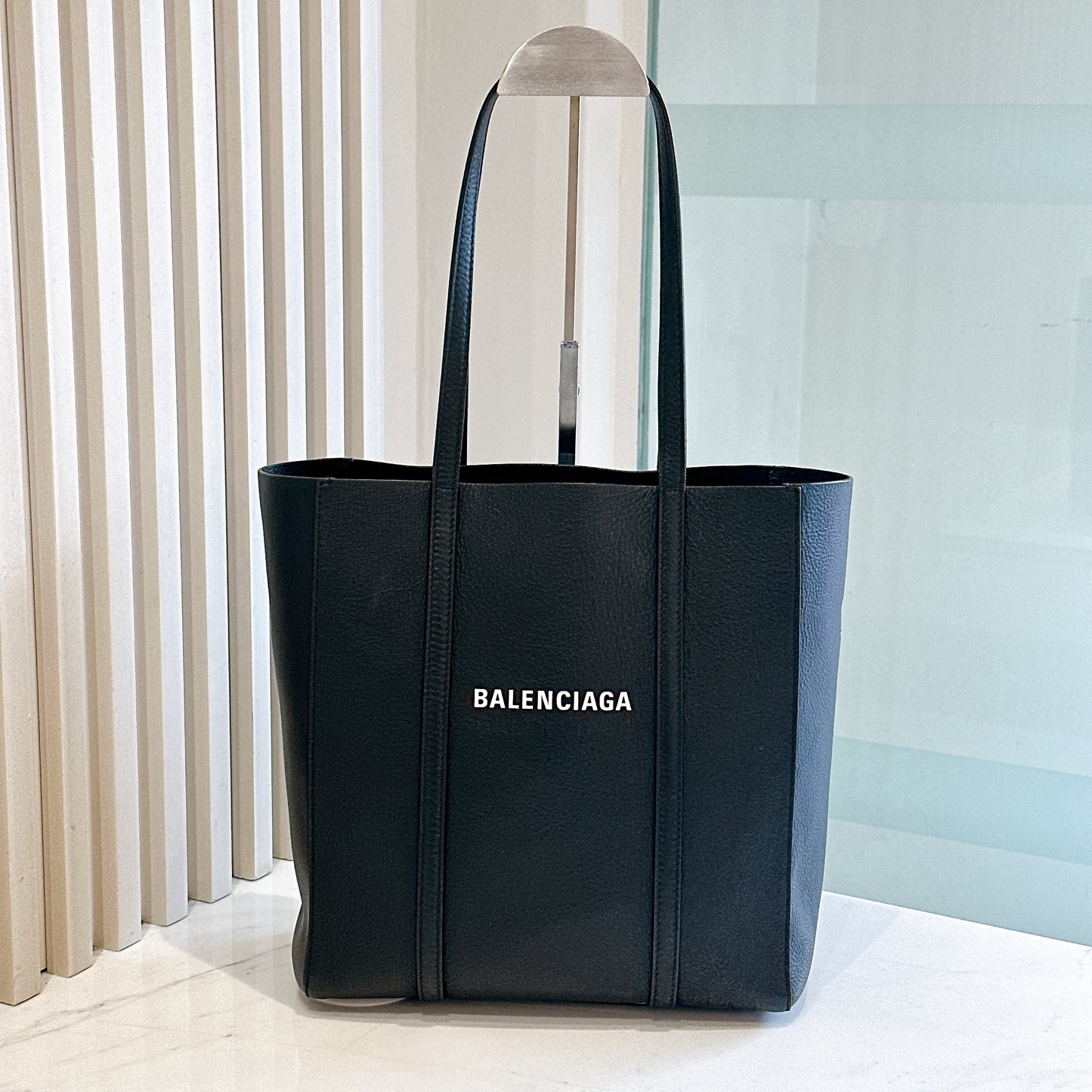 Balenciaga Everyday Tote
