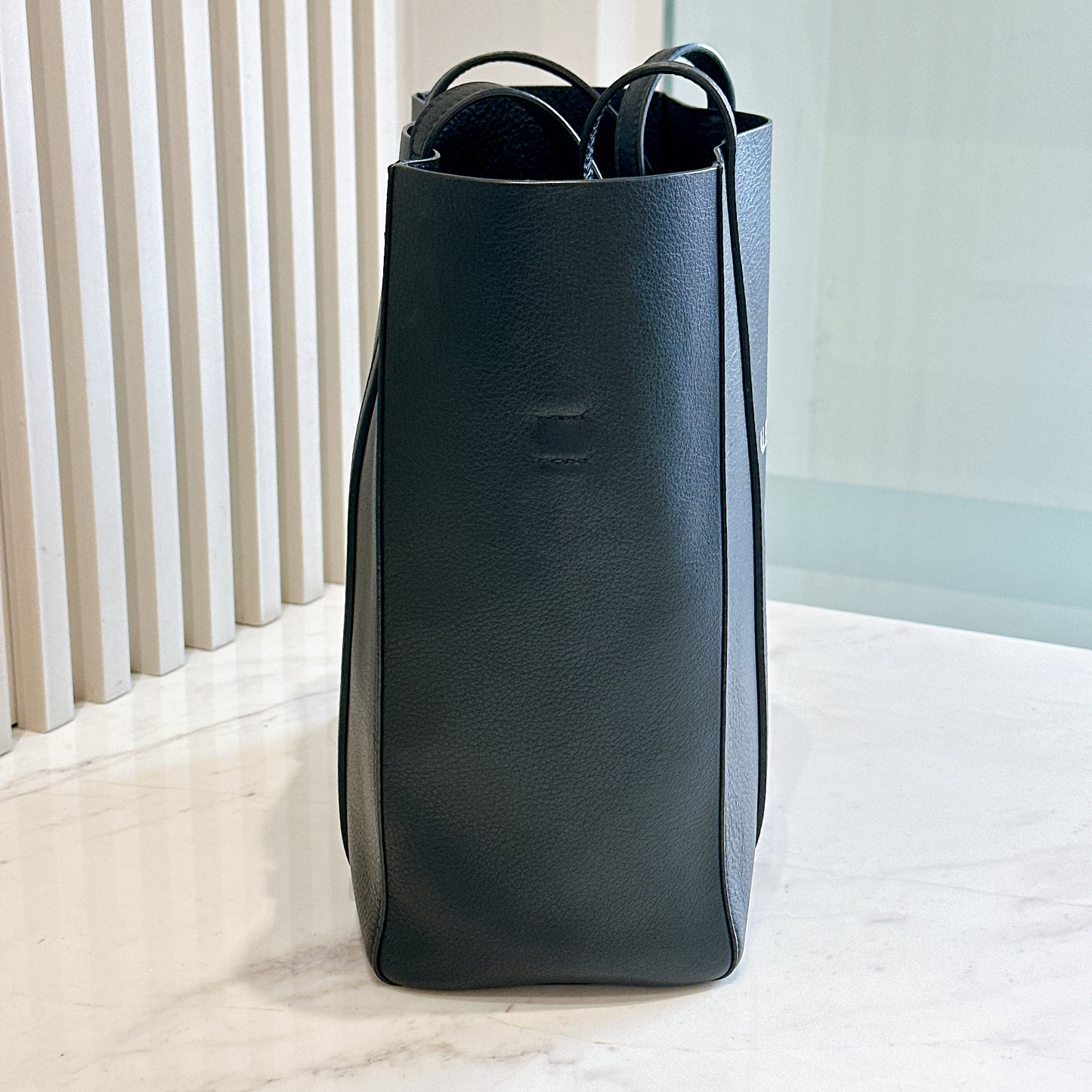 Balenciaga Everyday Tote