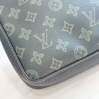 LV Trio Messenger Dark Green