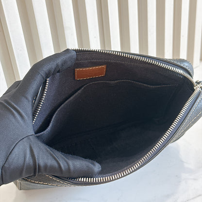 LV Trio Messenger Dark Green