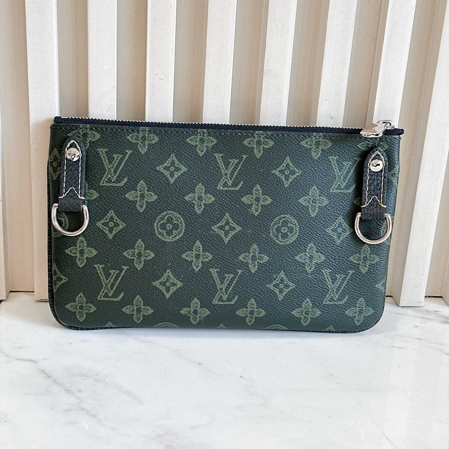 LV Trio Messenger Dark Green