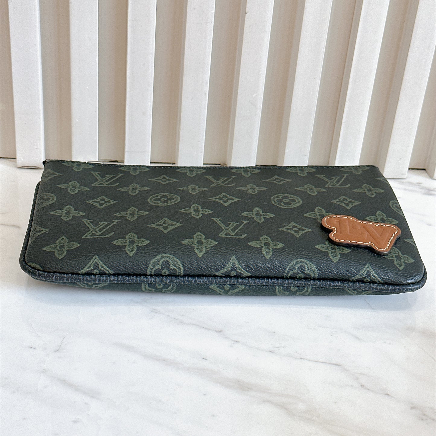 LV Trio Messenger Dark Green