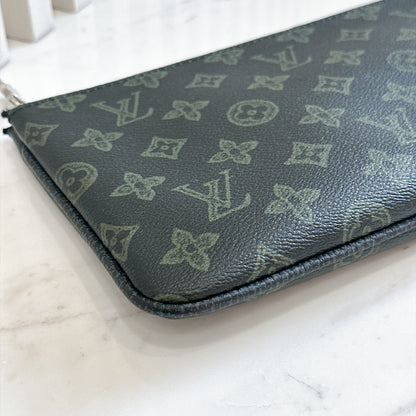 LV Trio Messenger Dark Green