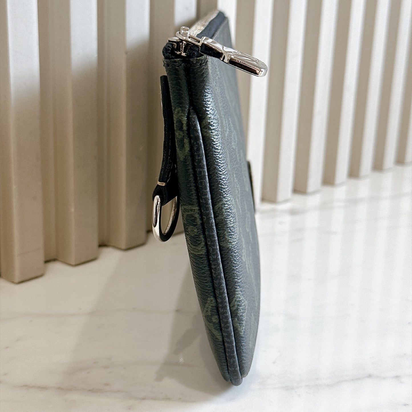LV Trio Messenger Dark Green