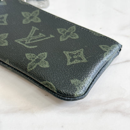 LV Trio Messenger Dark Green