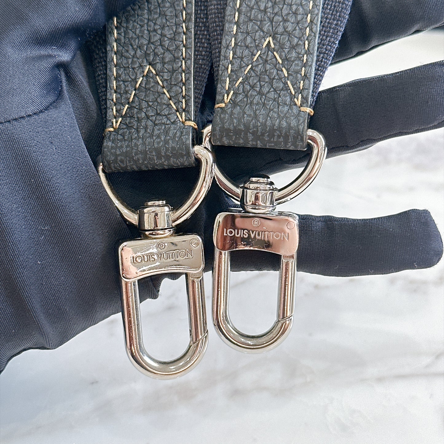 LV Trio Messenger Dark Green