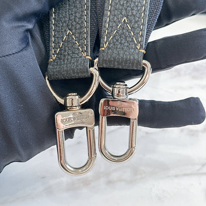 LV Trio Messenger Dark Green