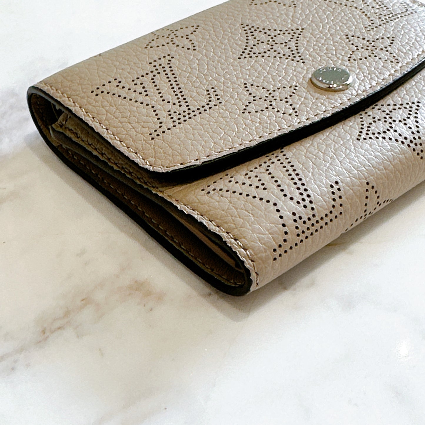 LV Mahina Victorine Wallet