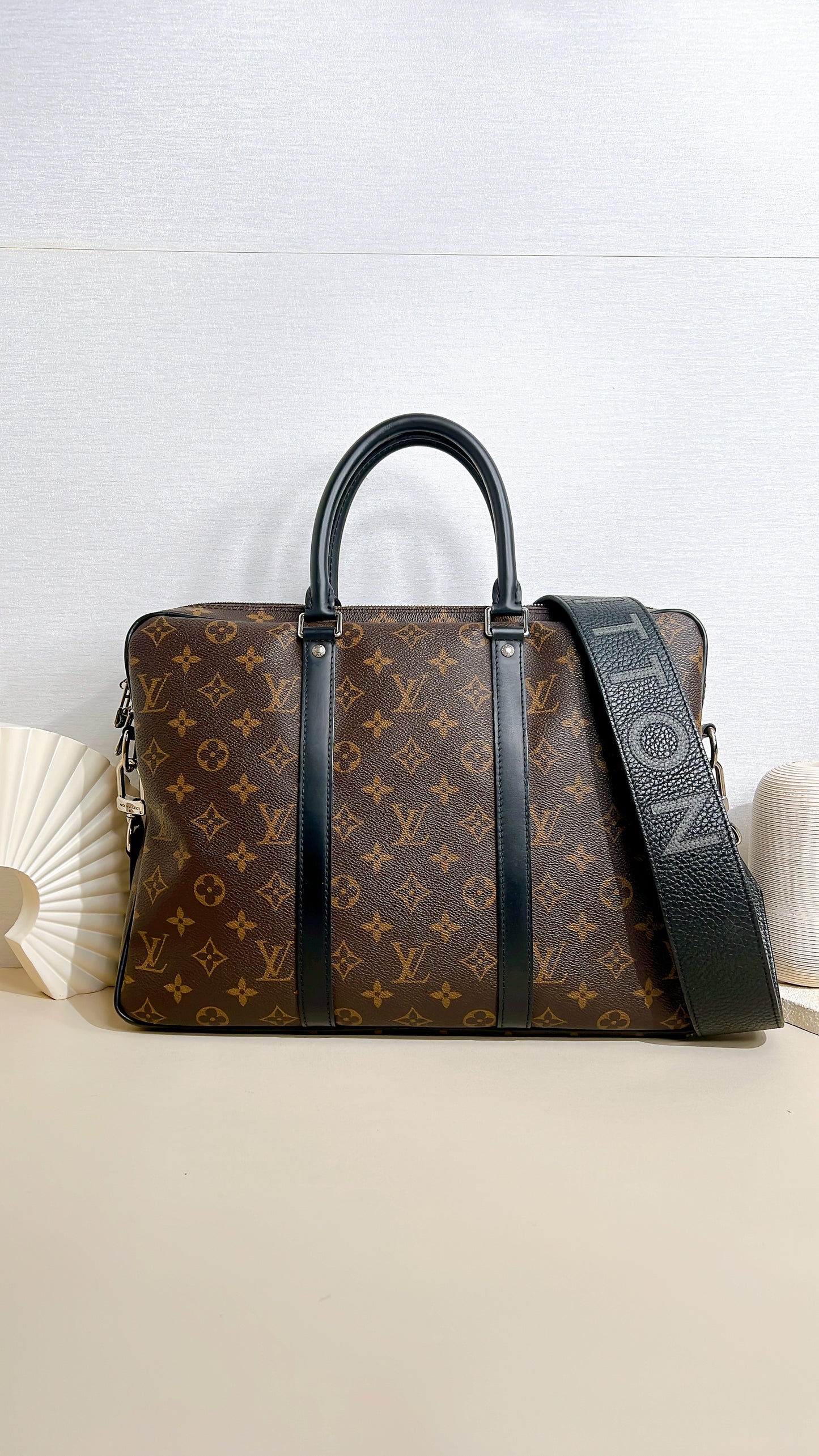 LV Monogram Maccasar Porte Documents
