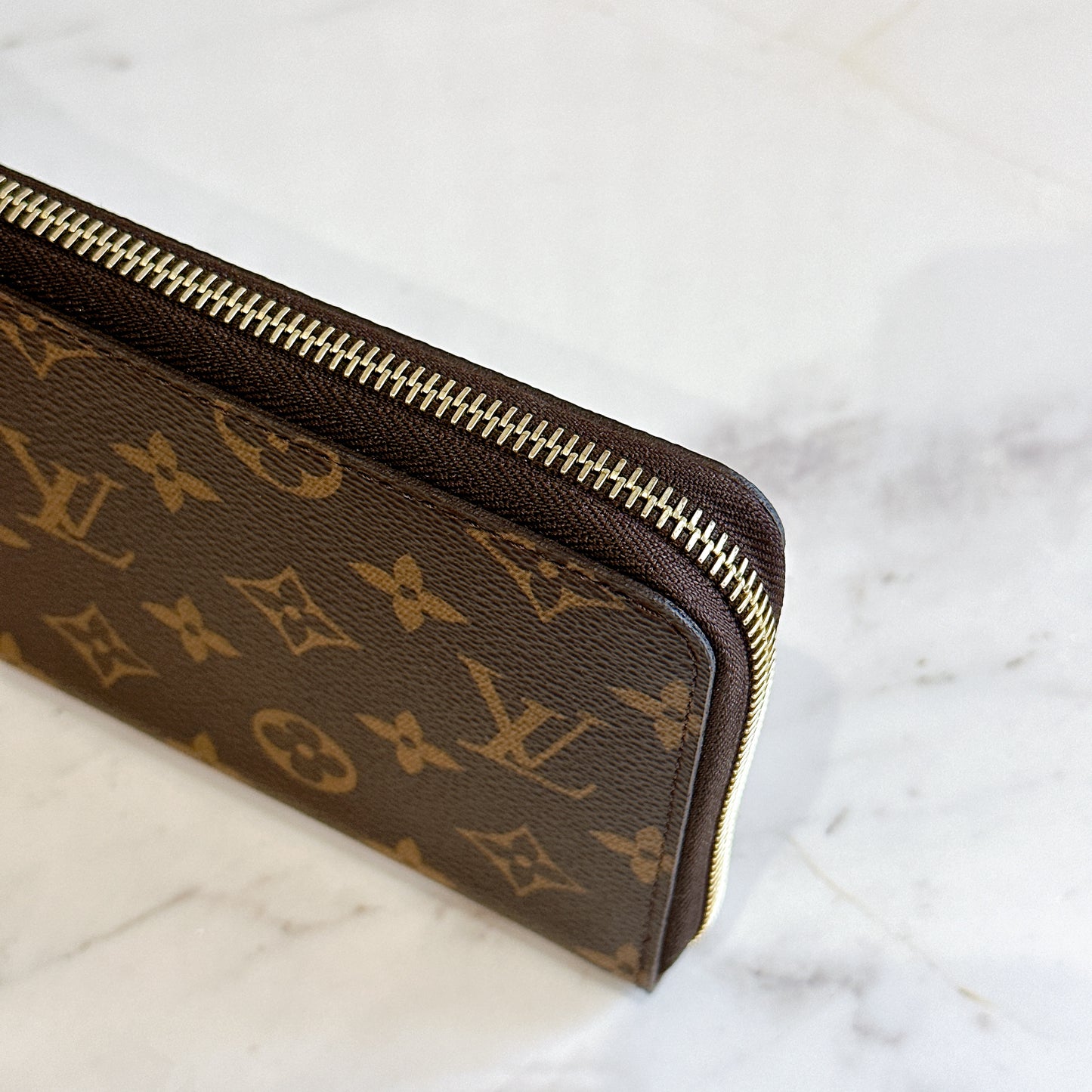 Lv Monogram Zippy Organizer