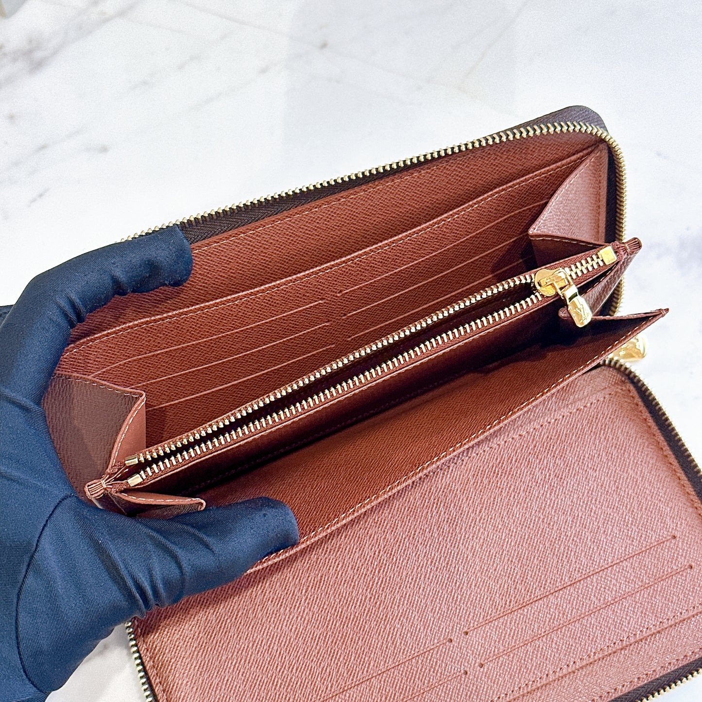 Lv Monogram Zippy Organizer