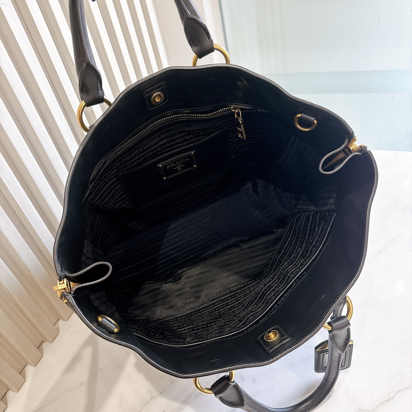 Prada 2 Way Tote Bag in Black Calfskin BN2477
