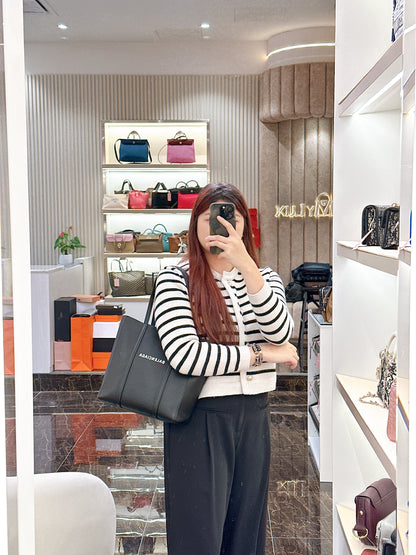 Balenciaga Everyday Tote
