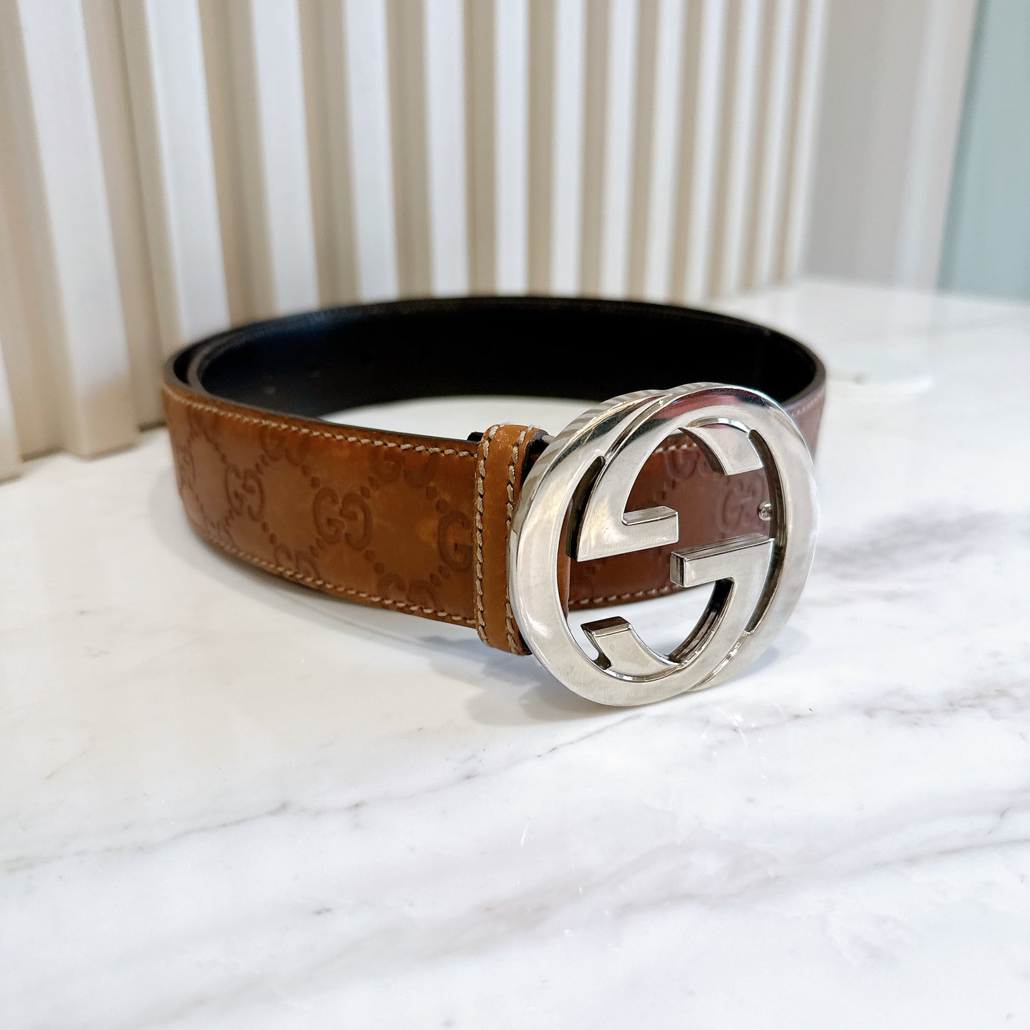 Gucci Supreme Leather G logo Belt in Brown SHW