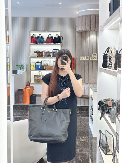 Prada 2 Way Tote Bag in Black Calfskin BN2477